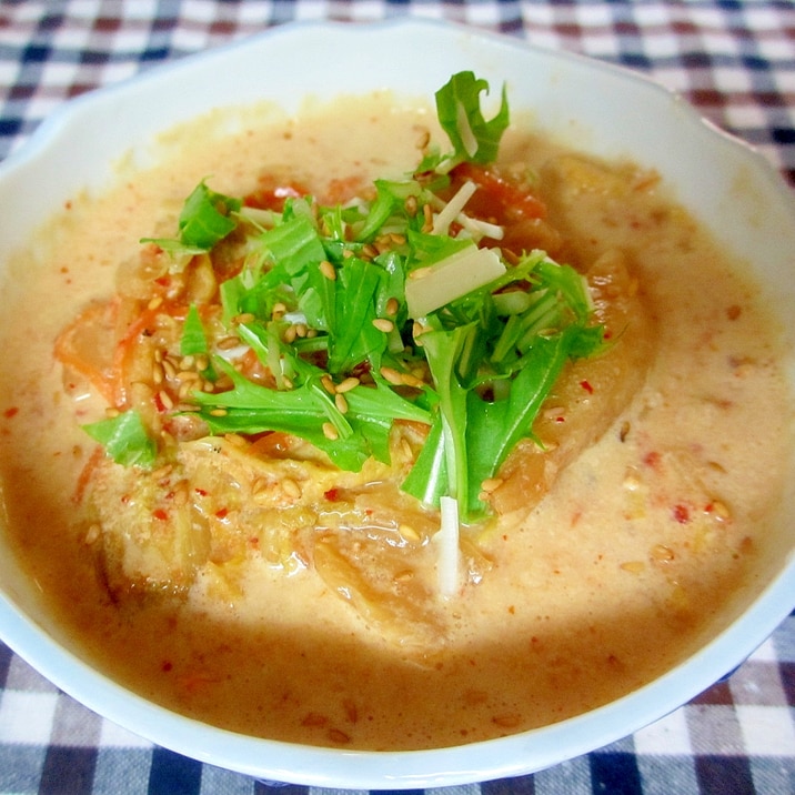 豆腐とキムチの豆乳スープ